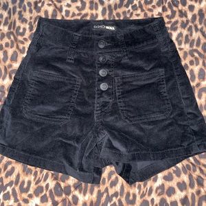 fashion nova black\velvet highwaisted shorts